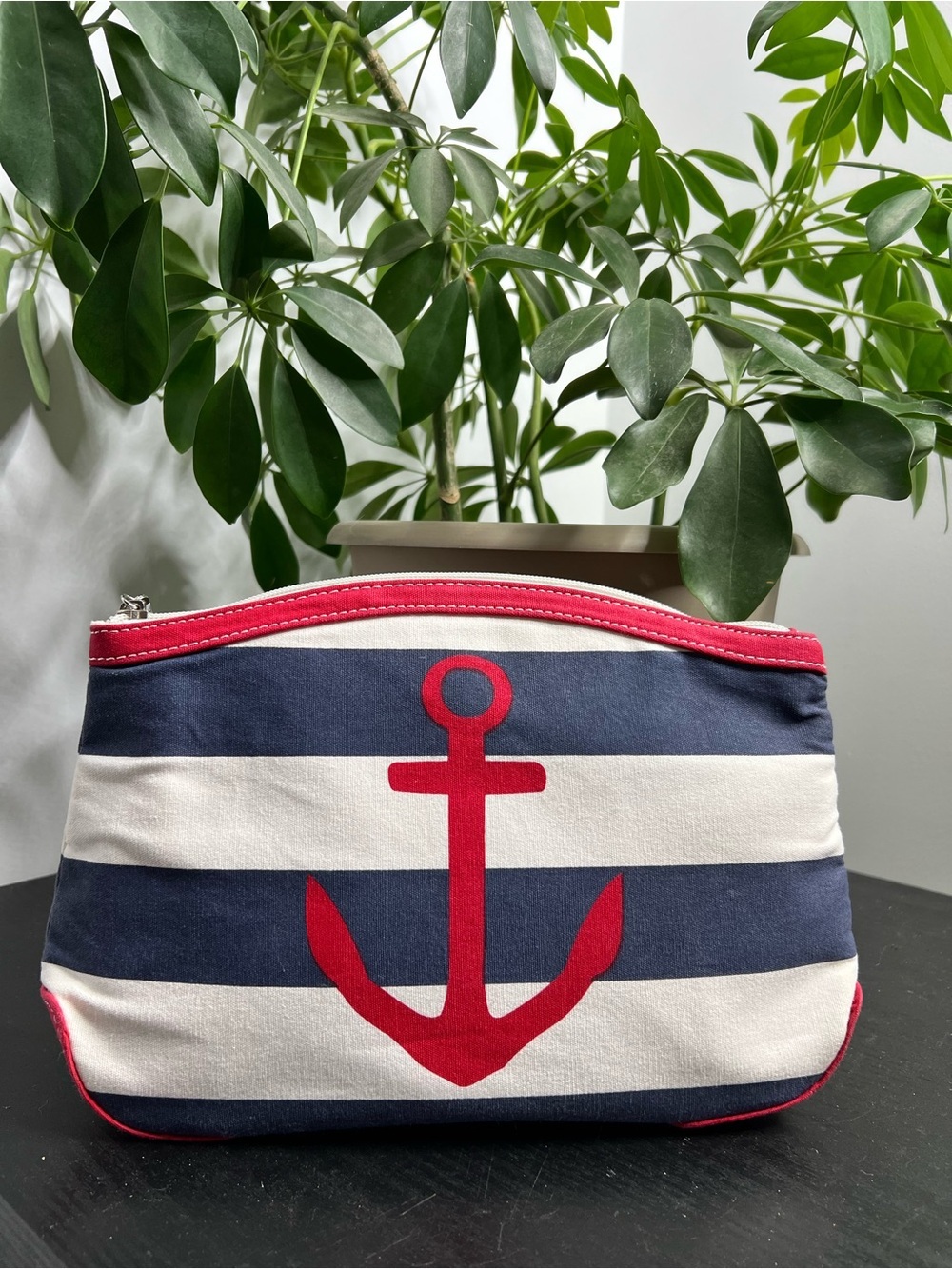 NWOT Donna Dixon Nautical Cosmetics Bag - Picture 1 of 10